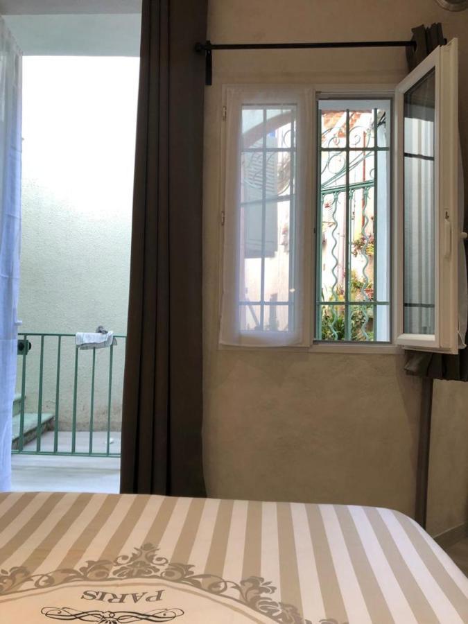 شقة Vieil Antibes, Ravissant 2P Avec Petite Terrasse المظهر الخارجي الصورة